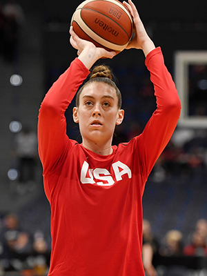 Breanna Stewart — Photos Of The WNBA Star – Hollywood Life