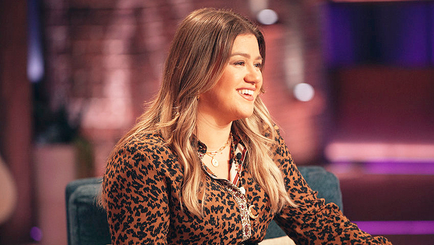 Kelly Clarkson Replaces Ellen DeGeneres As Her Talk Show Moves To Prime Time Slot