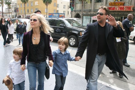 Tennyson Crowe, Danielle Spencer, Charlie Crowe and Russell Crowe
Russell Crowe Walk of Fame Star Ceremony, Hollywood, California, America - 12 Apr 2010