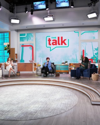 "The Talk," Friday, February 19th, 2021 on the CBS Television Network.   From left, Elaine Welteroth, Carrie Ann Inaba,  Sharon Osbourne, Sheryl Underwood and Amanda Kloots, shown. Guests: Storm Reid and Ross Butler.   Photo: Monty Brinton/CBS  @2021 CBS Broadcasting, Inc. All Rights Reserved.