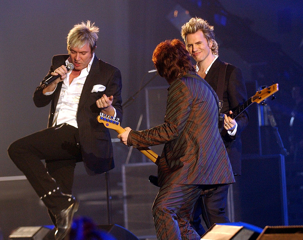 THE BRIT AWARDS, EARLS COURT, LONDON, BRITAIN - 17 FEB 2004