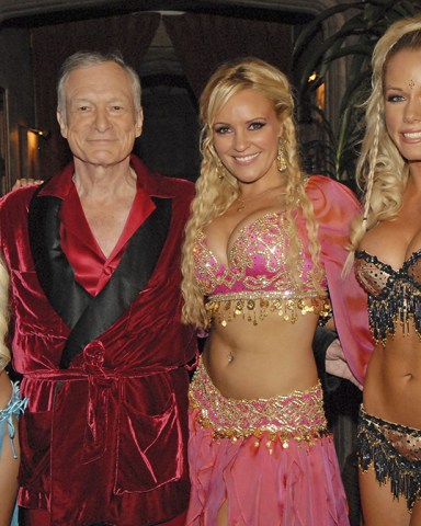 Editorial use only. No book cover usage. Mandatory Credit: Photo by E! Tv/Kobal/Shutterstock (5868077c) Holly Madison, Hugh Hefner, Bridget Marquardt, Kendra Wilkinson The Girls Next Door - 2005 E! Entertainment Television USA Television Tv Classics