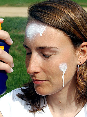 face sunscreen spray