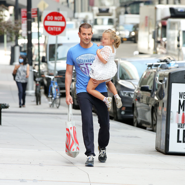 Style Guide: How to Dress Like Bradley Cooper