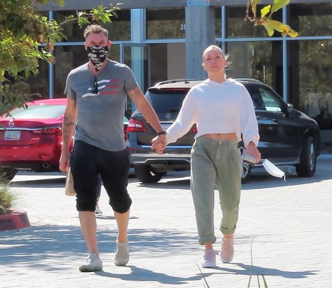 Brian Austin Green & Sharna Burgess: Photos – Hollywood Life