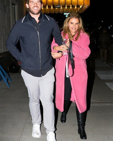 Maria Shriver and her son Christopher Schwarzenegger were spotted arm-in-arm while taking a walk in NYCPictured: Christopher Schwarzenegger,Maria ShriverRef: SPL5275684 171121 NON-EXCLUSIVEPicture by: Felipe Ramales / SplashNews.comSplash News and PicturesUSA: +1 310-525-5808London: +44 (0)20 8126 1009Berlin: +49 175 3764 166photodesk@splashnews.comWorld Rights