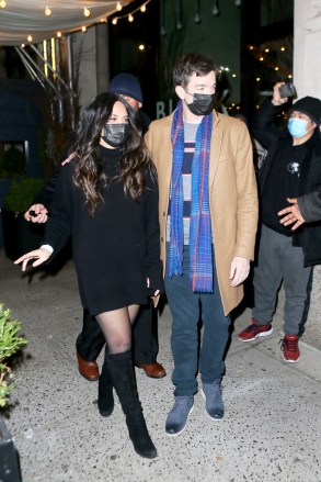 New York, NY  - Comedian John Mulaney and his girlfriend Olivia Munn party with other celebrities at the SNL after-party at the black barn in New York.Pictured: John Mulaney,Olivia MunnBACKGRID USA 27 FEBRUARY 2022 BYLINE MUST READ: T.JACKSON / BACKGRIDUSA: +1 310 798 9111 / usasales@backgrid.comUK: +44 208 344 2007 / uksales@backgrid.com*UK Clients - Pictures Containing ChildrenPlease Pixelate Face Prior To Publication*