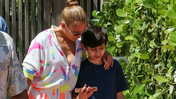 Jennifer Lopez Wears Tie Dye Outfit With Max & Emme In Miami: Pics 