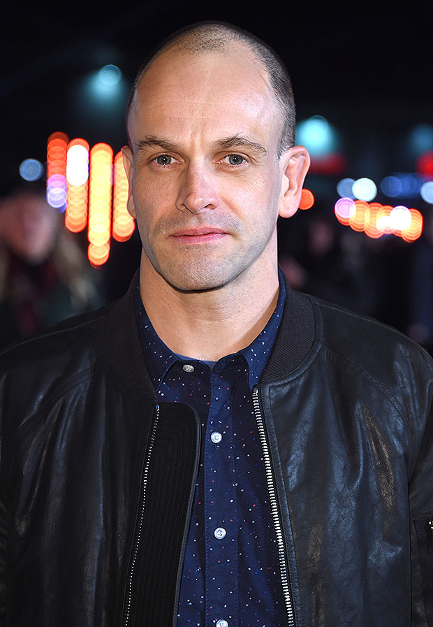 Jonny Lee Miller