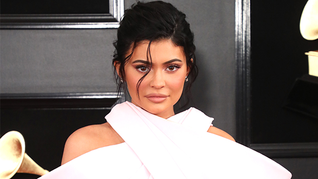 Kylie Jenner On Her Lips: She Felt ‘Unkissable’ Before Fillers ...