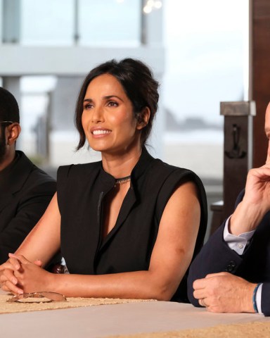 TOP CHEF -- "Shellfishly Delicious" Episode 1813 -- Pictured: (l-r) Kwame Onwuachi, Padma Lakshmi, Tom Colicchio -- (Photo by: David Moir/Bravo)