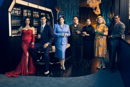 Pictured: Lana Parrilla as Rita, Matthew Daddario as Scooter, Allison Tolman as Alma, Nick Frost as Bertram, BK Cannon as Dee and Jordane Christie of the Paramount+ series WHY WOMEN KILL Photo Cr: Sarah Coulter/ ©2021 Paramount+, Inc. All Rights Reserved.