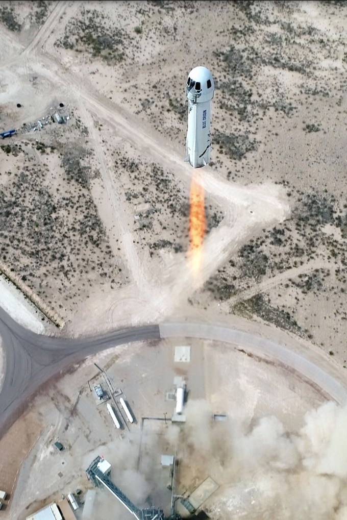 Blue Origin’s New Shepard Rocket Lifts Off (2021)