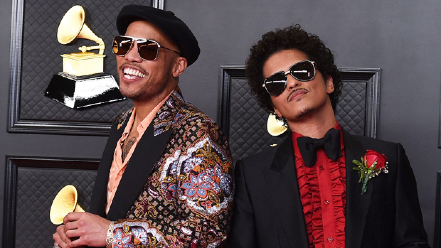 Bruno Mars’ New Album All The Details You Need To Know Hollywood Life