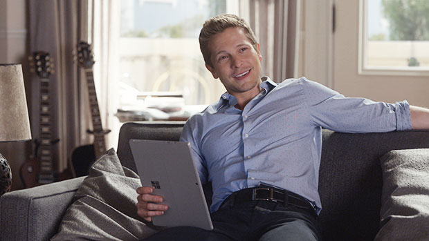  Matt Czuchry