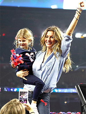 Gisele Bündchen's Daughter Vivian Lake Models Under Armour in Miami –  Footwear News