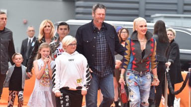 Blake Shelton & Gwen Stefani with her kids