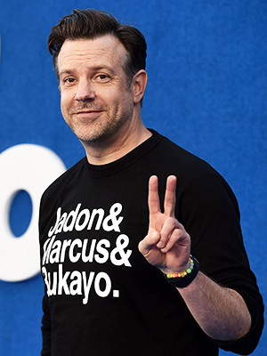 Jason Sudeikis Shows Support For Racially Abused England Soccer Players At 'Ted  Lasso' Premiere – Deadline