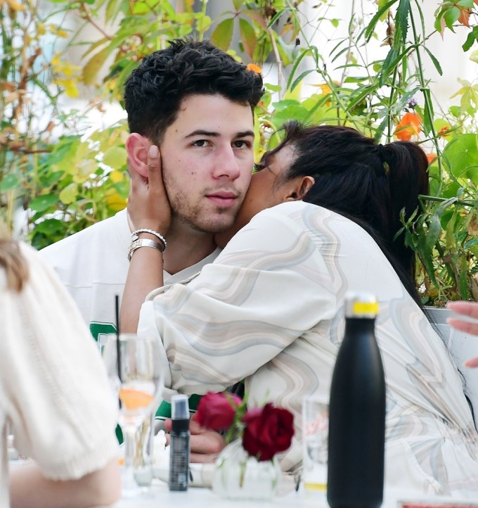 Priyanka Chopra & Nick Jonas Kiss During Lunch Date