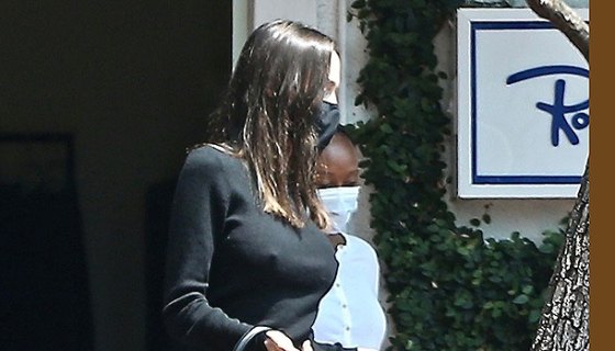 Angelina Jolie, Zahara