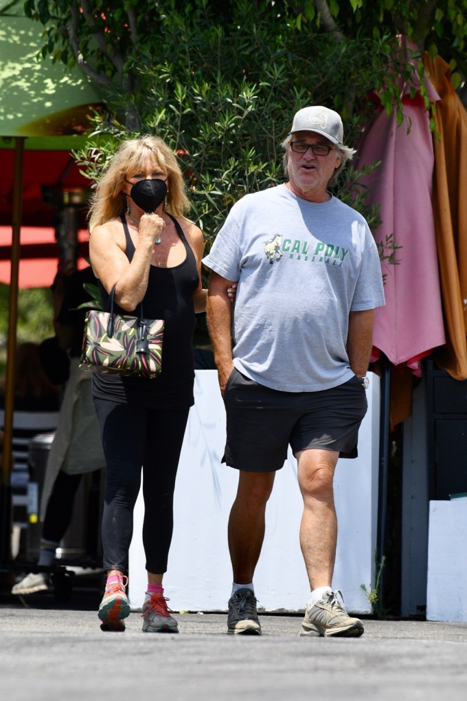 Goldie Hawn and Kurt Russell grab a bite together in Brentwood