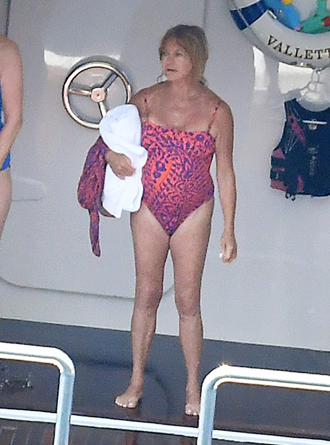 Goldie Hawn Spends Time On A Yacht In Italy