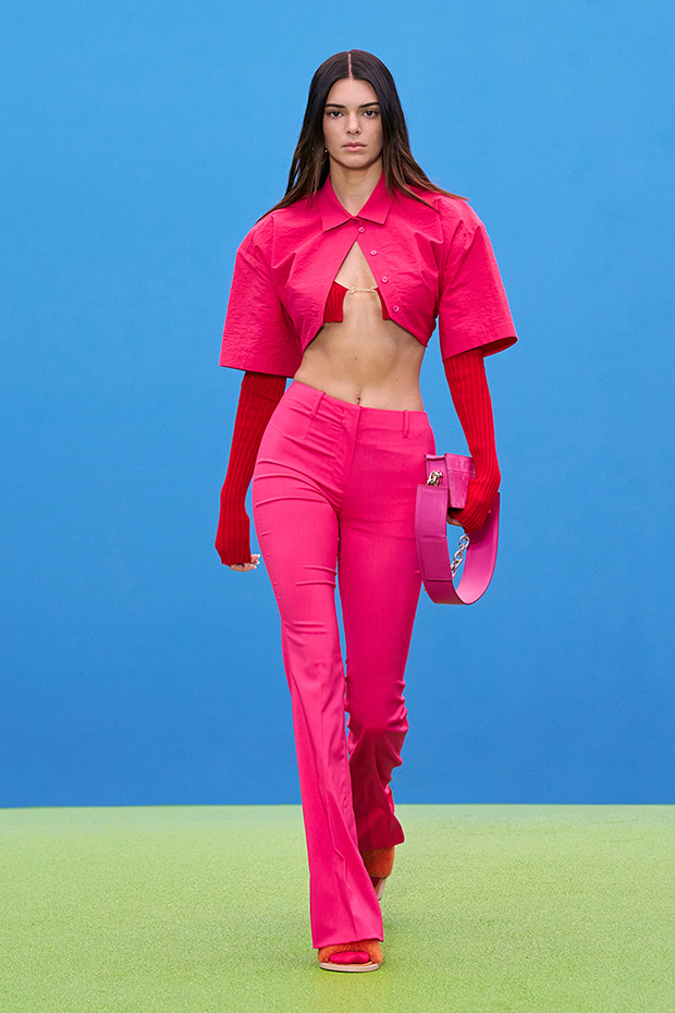 Kendall Jenner Rocks Tiny Crop Tops In Paris Fashion Show — See