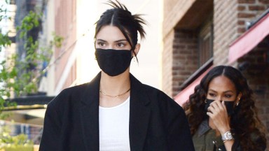 Kendall Jenner Wears Phoenix Suns Jacket For Devin Booker: Photo ...
