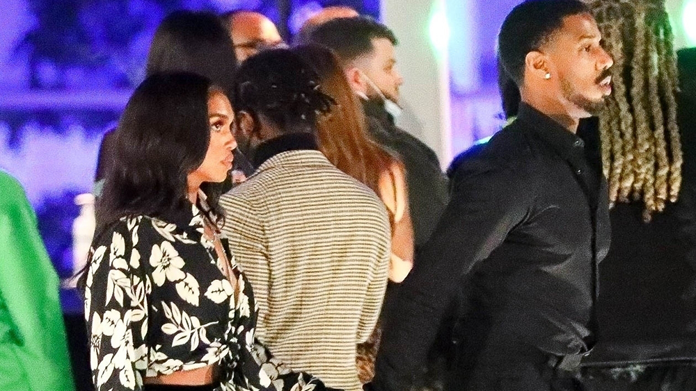 Michael B. Jordan Kisses Girlfriend Lori Harvey on 'Baecation