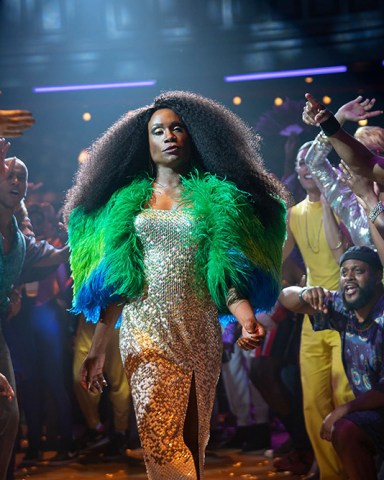 POSE, Billy Porter (center), 'In My Heels', (Season 2, Episode 210, aired August 20, 2019), photo: Michael Parmalee / ©FX / Courtesy Everett Collection