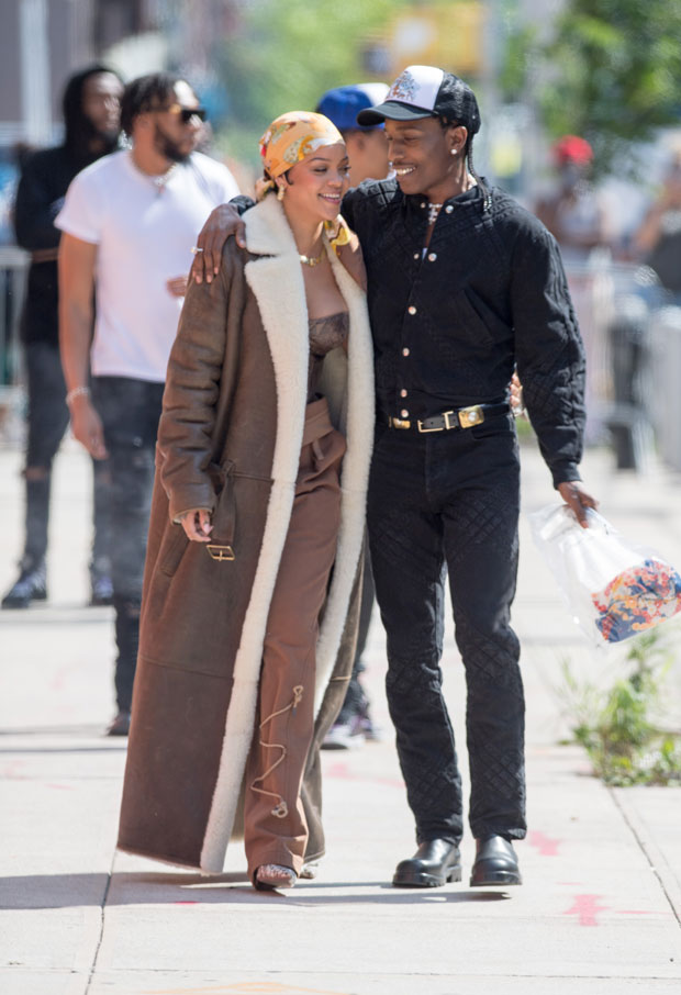 Rihanna & A$AP Rocky Hold Hands During Photoshoot In NYC – Hollywood Life