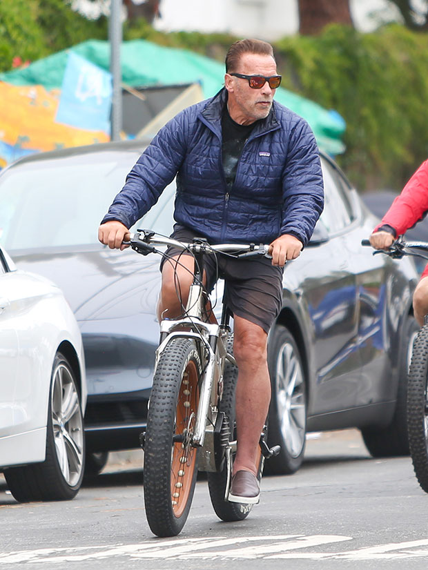 Arnold Schwarzenegger Goes On A Bike Trip In Los Angeles Photos