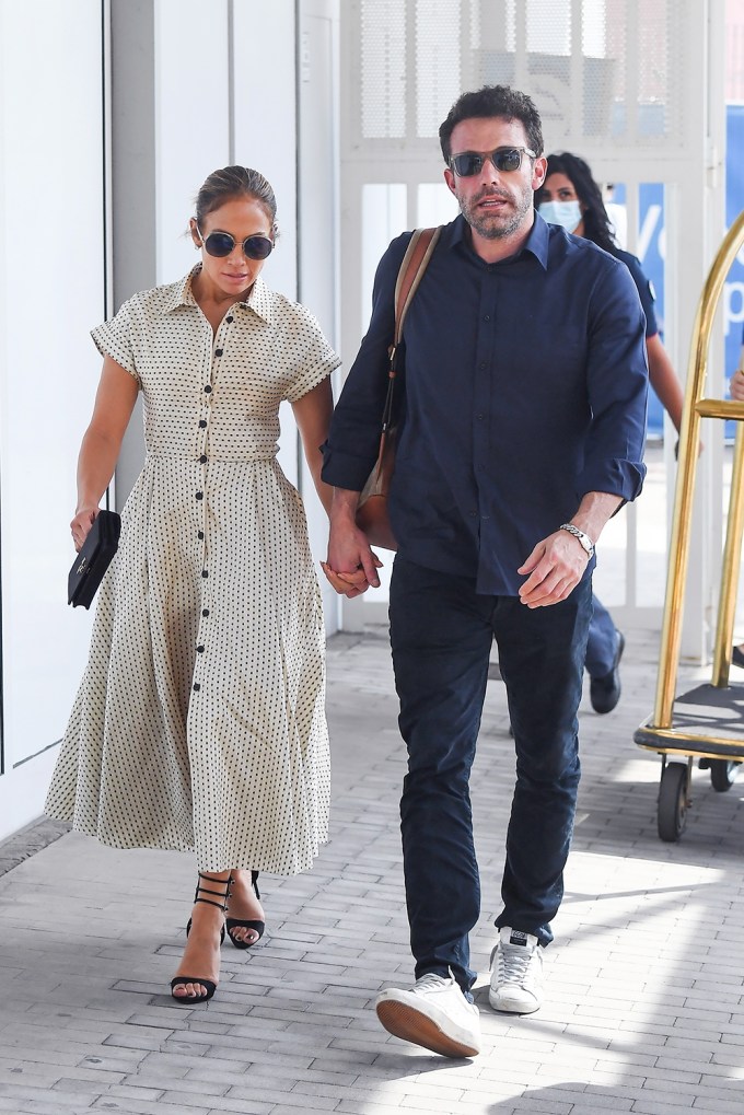 Jennifer Lopez & Ben Affleck Leave Venice