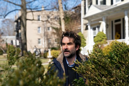 THE CHAIR (L to R) JAY DUPLASS as BILL in episode 101 of THE CHAIR Cr. ELIZA MORSE/NETFLIX © 2021