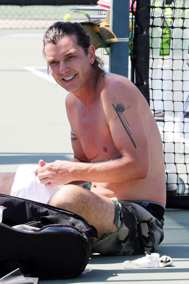 Gavin Rossdale Goes Shirtless While Playing Tennis — Pics Hollywood Life