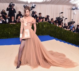 Gigi HadidThe Costume Institute Benefit celebrating the opening of Rei Kawakubo/Comme des Garcons: Art of the In-Between, Arrivals, The Metropolitan Museum of Art, New York, USA - 01 May 2017WEARING TOMMY HILFIGER