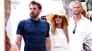 J.Lo Ben Affleck daughters necklaces reacts