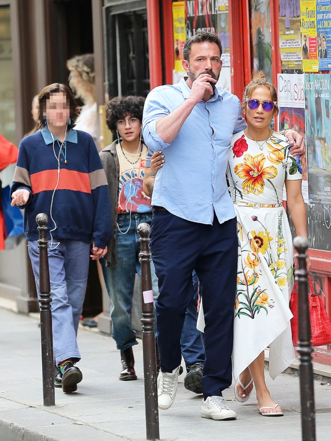 Jennifer Lopez, Ben Affleck & Kids In Paris