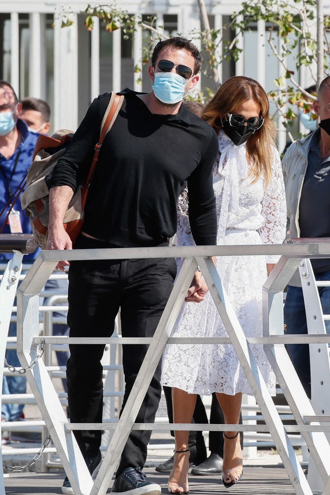 Jennifer Lopez & Ben Affleck Hold Hands In Venice