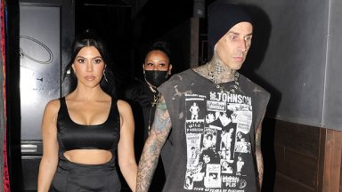 Travis Barker Kourtney Kardashian kiss neck