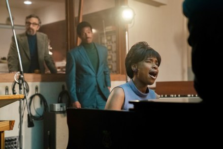 R_18350_RC(l-r.) Marc Maron stars as Jerry Wexler, Marlon Wayans as Ted White and Jennifer Hudson as Aretha Franklin inRESPECT, A Metro Goldwyn Mayer Pictures filmPhoto credit: Quantrell D. Colbert© 2021 Metro-Goldwyn-Mayer Pictures Inc. All Rights Reserved