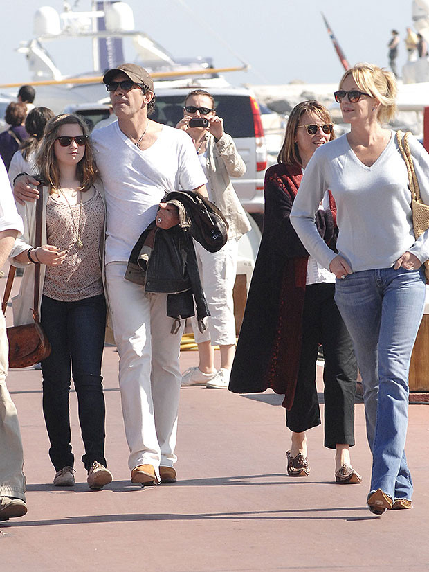 Antonio Banderas and Melanie Griffith with daughter Stella