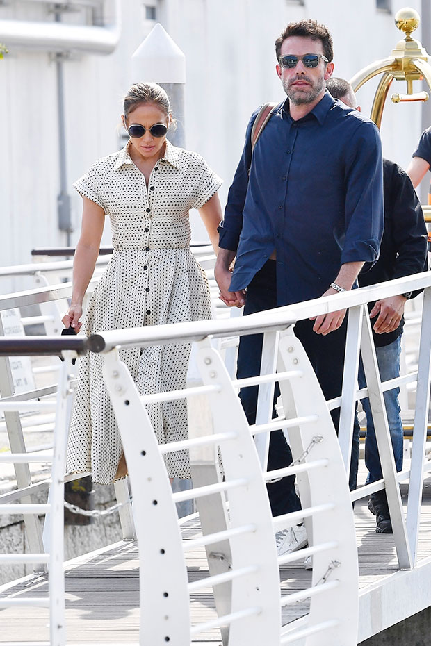 Jennifer Lopez and Ben Affleck Share Warm Embrace at the Airport