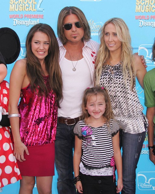 Billy Ray Cyrus & Wife Tish Split: Miley Cyrus’ Mom Files For Divorce ...