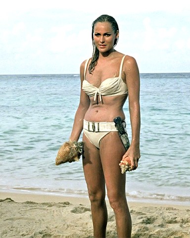 Editorial use only. No book cover usage.Mandatory Credit: Photo by Danjaq/Eon/Ua/Kobal/Shutterstock (5886279bn)Ursula AndressDr. No - 1962Director: Terence YoungDanjaq/EON/UABRITAINScene StillJames BondAction/AdventureJames Bond contre Docteur No