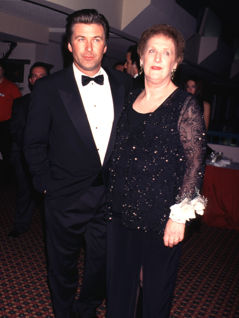 Photo by: Stephen TruppSTAR MAX, Inc. - copyright 1997ALL RIGHTS RESERVEDTelephone/Fax: (212) 995-1196Alec Baldwin and Carol Baldwin Newscom/(Mega Agency TagID: starmax002473.jpg)