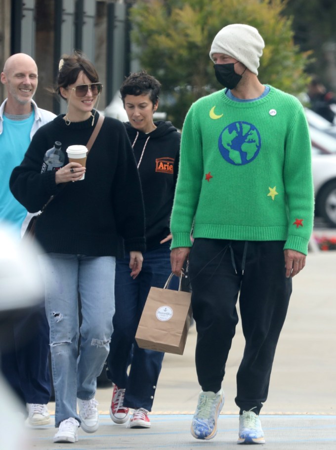 Chris Martin & Dakota Johnson Grab Coffee In Malibu