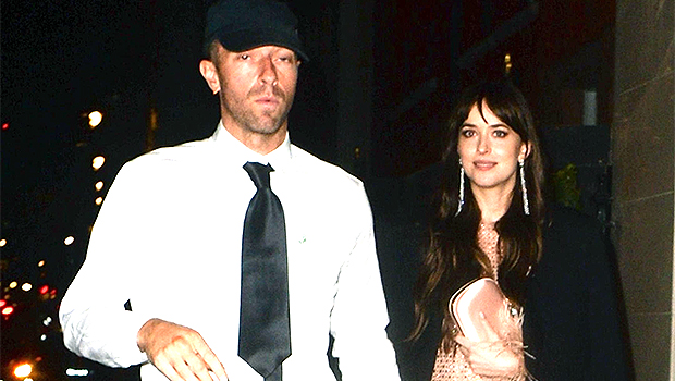 dakota johnson, chris martin