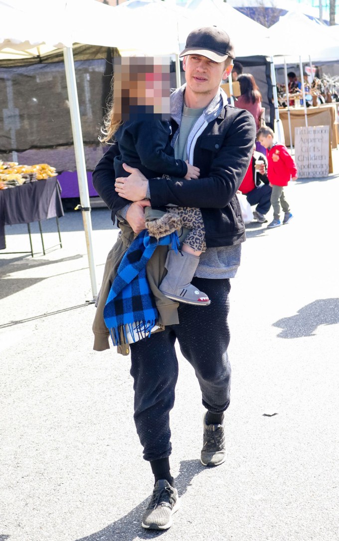 Hayden Christensen at Farmer’s Market with daughter, Briar