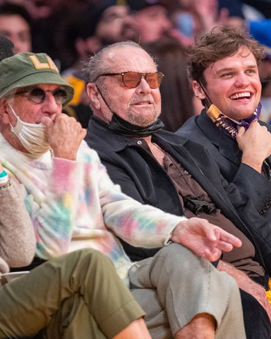 Actor Jack Nicholson and his son Ray attend a game between the Golden State Warriors and the Los Angeles Lakers on October 19, 2021 at Staples Center in Los Angeles.
Celebrities attend Los Angeles Lakers v Golden State Warriors, Staples Center, Los Angeles, California, USA - 19 Oct 2021